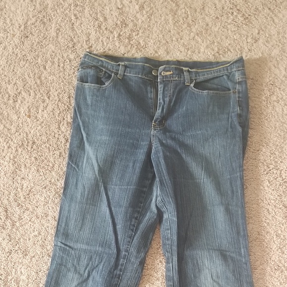 New York & Co Jeans - Picture 1 of 4